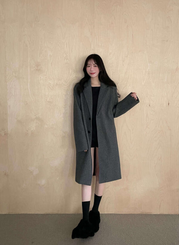 J32 "現貨" 柏林少女日常羊毛翻領長款大衣外套