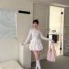 N53 希拉斜肩捲木耳邊小裙子設計上衣