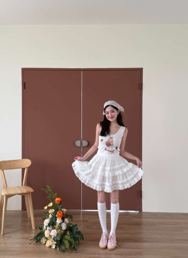 N28 “現貨” Bunny邦尼草莓小兔兔蕾絲背心