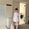 N53 希拉斜肩捲木耳邊小裙子設計上衣