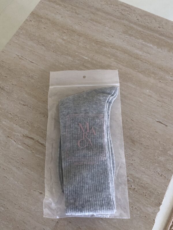 P118 "闆娘推薦"模特穿著的純色舒適薄長襪
