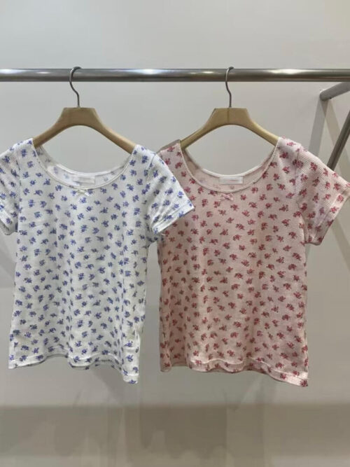 P67 瑟拉芬娜的粉玫瑰蝴蝶結T-shirt