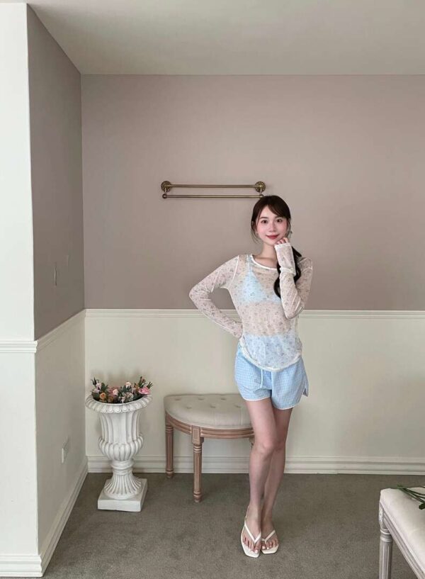 S43 森妮的baby blue格紋小蕾絲短褲