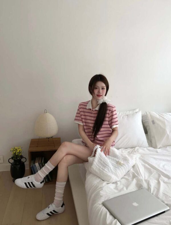 T35 德莉娜的粉色條紋polo衫上衣