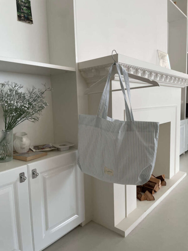 1 (4) S12 Days in Bail直條紋棉質側背包