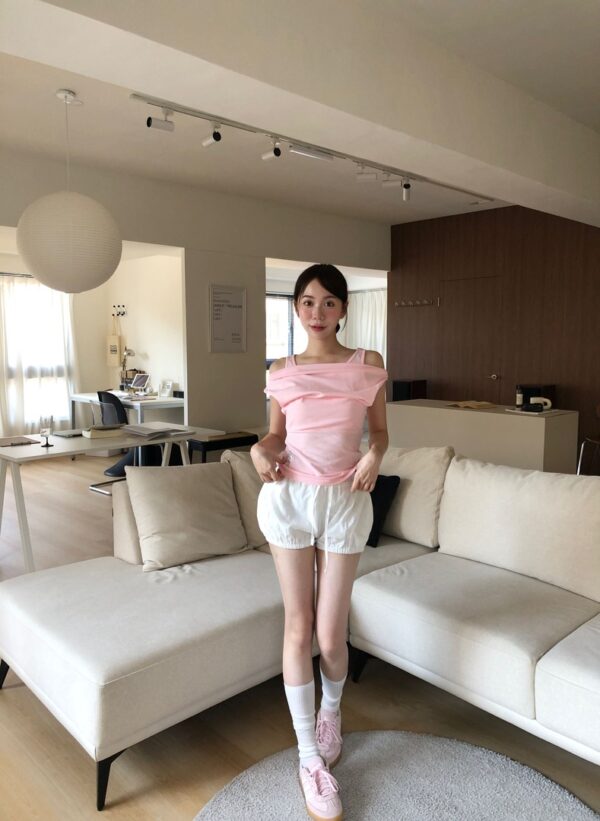 T73 梅莉艾爾的愛神小閃鑽假兩件背心一字領上衣