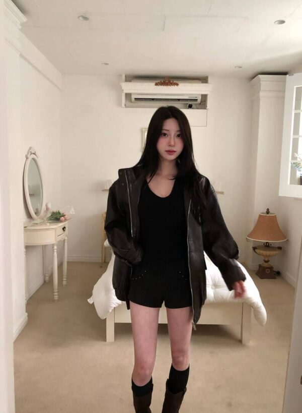 1 (20) V60 溫蒂的低腰時髦卯釘絨面短褲