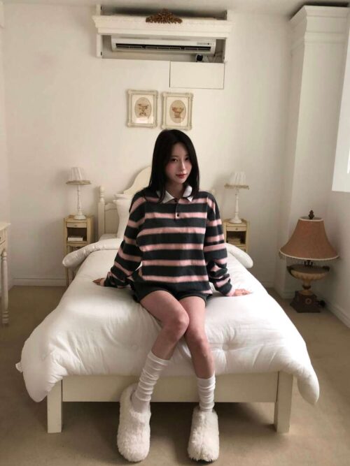 V29 可麗絲的粉灰條紋長袖上衣