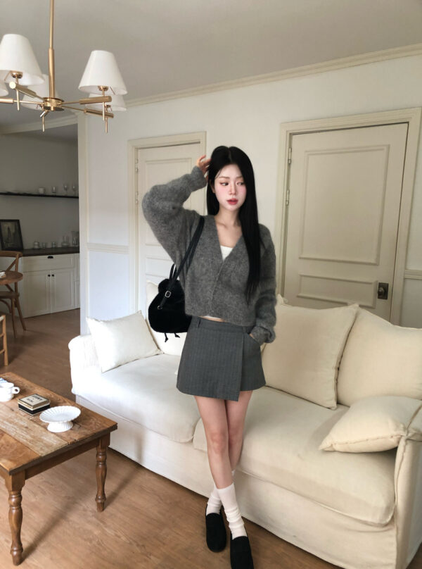 W19 Eliana艾莉安娜的設計師毛感針織外套