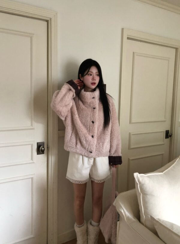 W01 Hanna哈娜的格紋毛毛外套+毛毛包