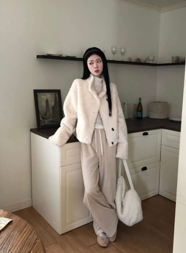 W01 Hanna哈娜的格紋毛毛外套+毛毛包