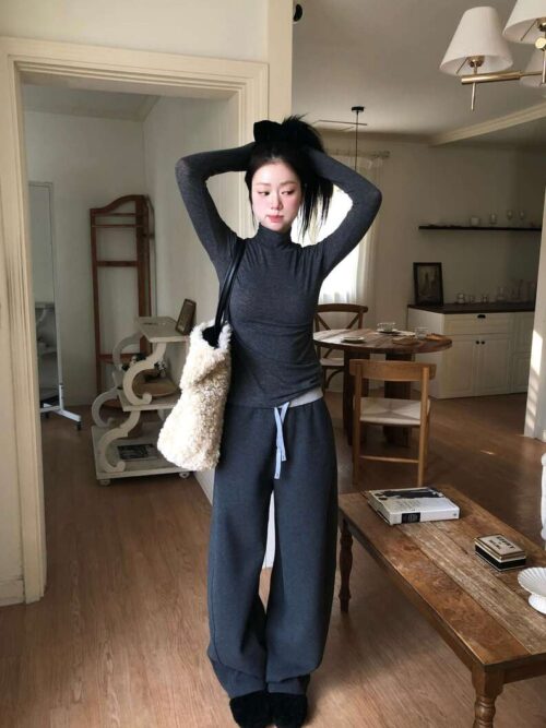 W23 愛瑪的設計師柔軟針織半高領打底tee