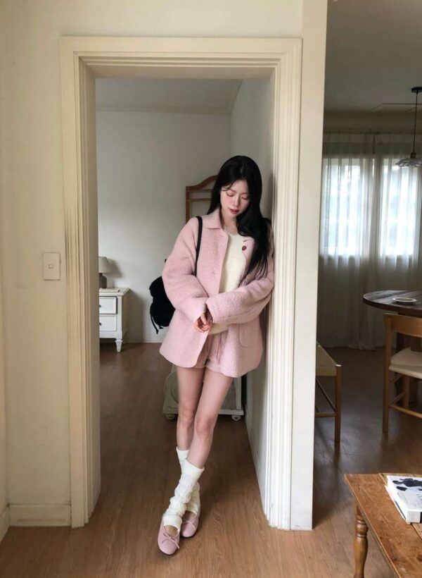 W47 Aurelie奧莉薇柔粉羊毛大衣