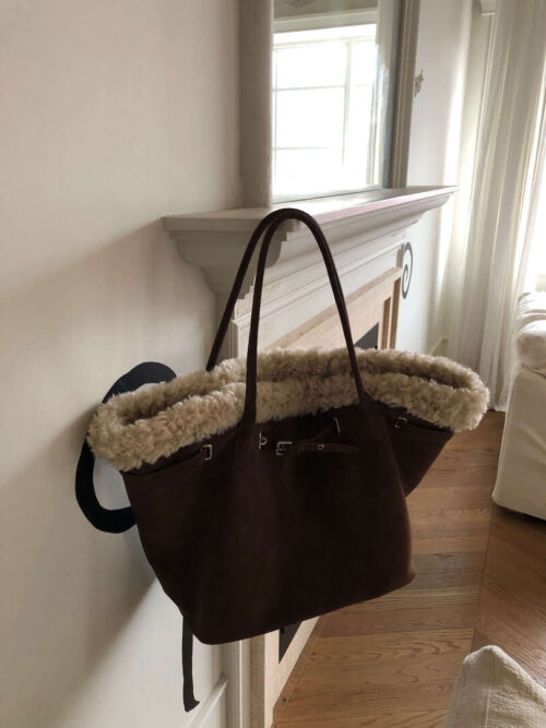 Y60 漫步維也納的麂皮絨羊毛側背包