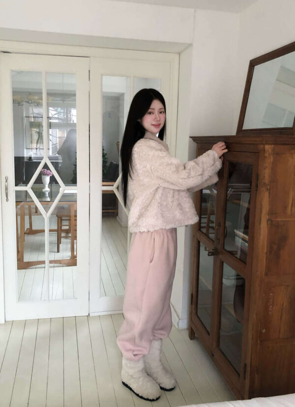 W18 Fanny梵妮的溫柔baby粉毛毛外套