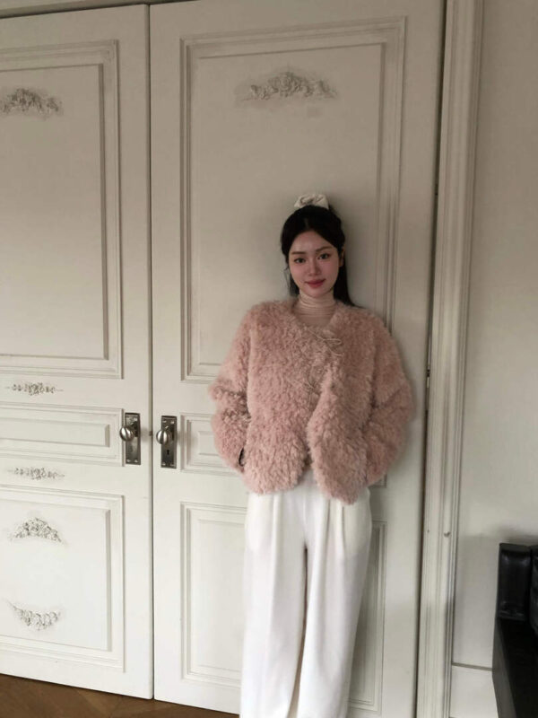 Y23 Belinda貝琳達的軟絨毛蝴蝶結外套