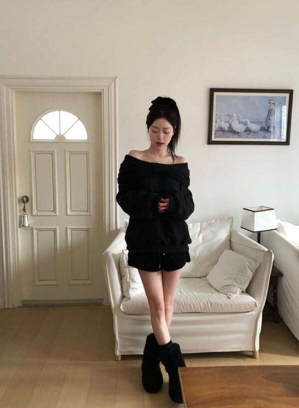 Y26 Holly霍莉的蝴蝶結平口帽t一字領上衣