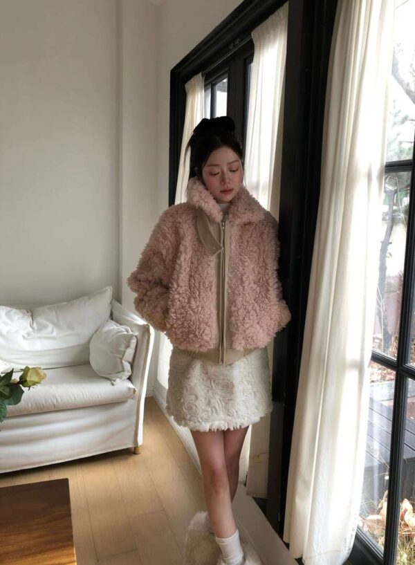 Y29 Giverny吉維妮的捲Q小羊毛外套