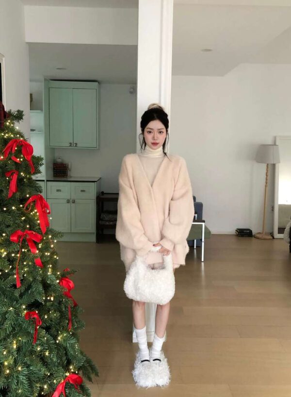 Y08 Seville塞維亞的柔粉短絨毛外套