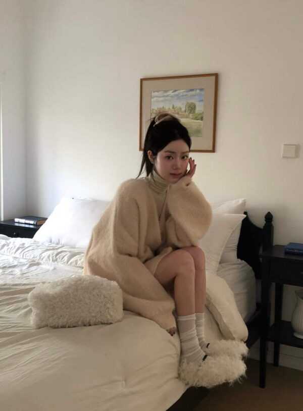 Y08 Seville塞維亞的柔粉短絨毛外套