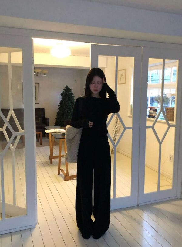 1 (43) W27 愛丁堡的柔軟斜肩打底針織tee