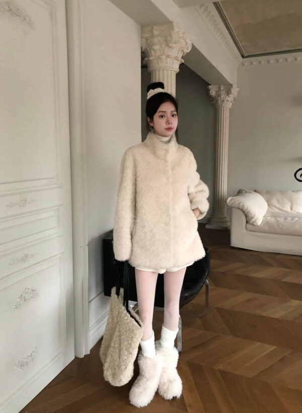 Y34 Bordeaux波爾多的綿羊絨毛中長版外套