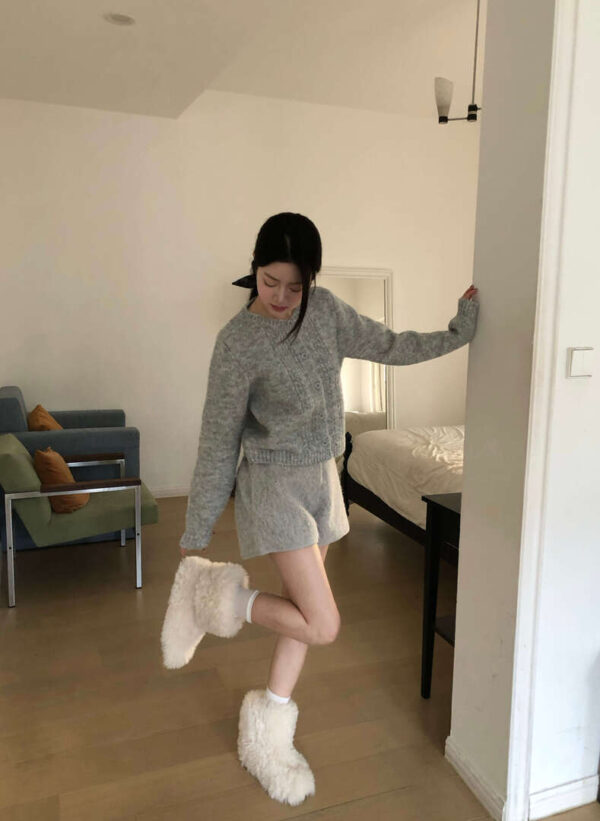 Y03 萊妮的絨毛顯瘦短褲