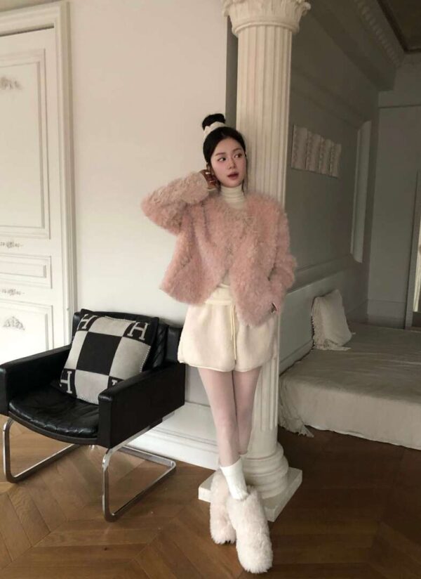 Y23 Belinda貝琳達的軟絨毛蝴蝶結外套