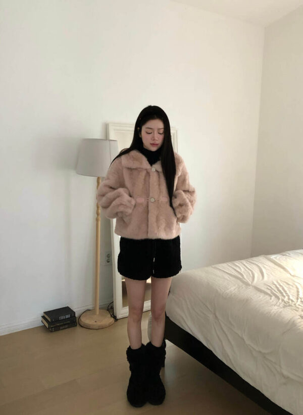 Y13 Bella貝拉的綿羊軟絨毛小斗篷外套