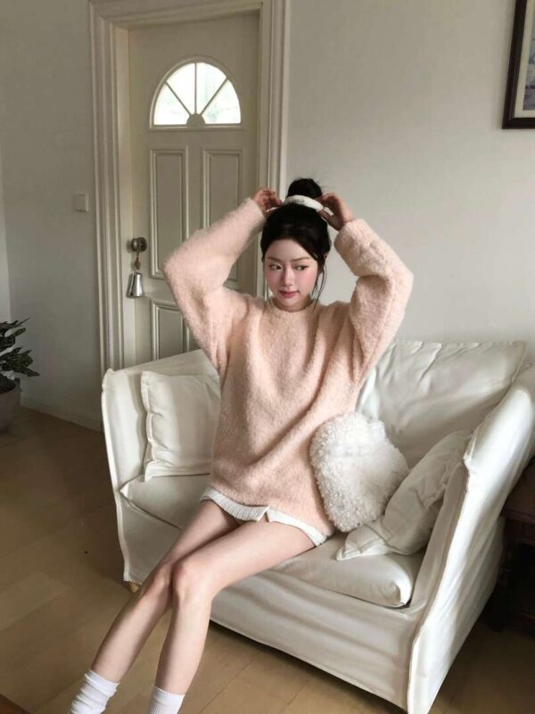 Y22 哈莫的QQ捲絨毛小綿羊毛衣