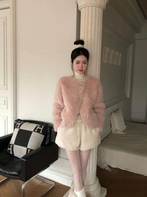 Y23 Belinda貝琳達的軟絨毛蝴蝶結外套