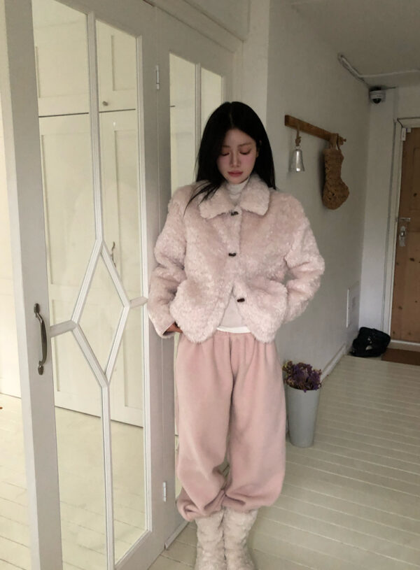 W18 Fanny梵妮的溫柔baby粉毛毛外套