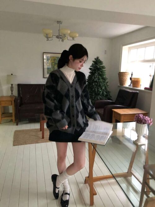 W30 羅茜的草莓可麗露菱格毛毛外套