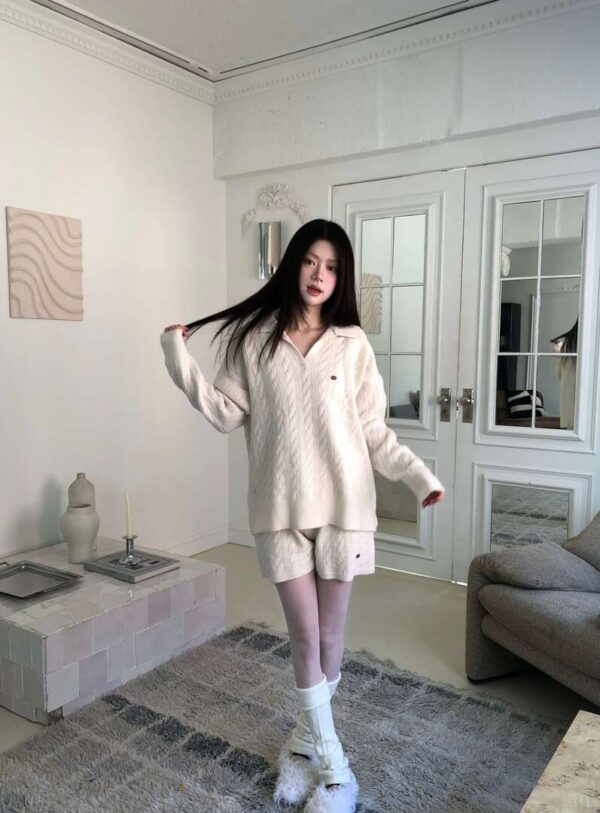 Z01 Elara艾拉拉的彈力柔軟拼接麻花上衣+下身set