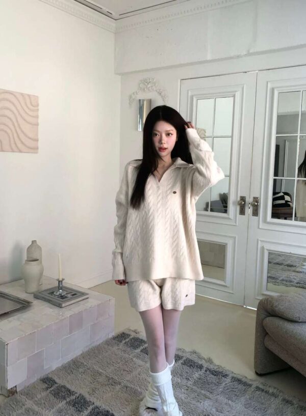 Z01 Elara艾拉拉的彈力柔軟拼接麻花上衣+下身set