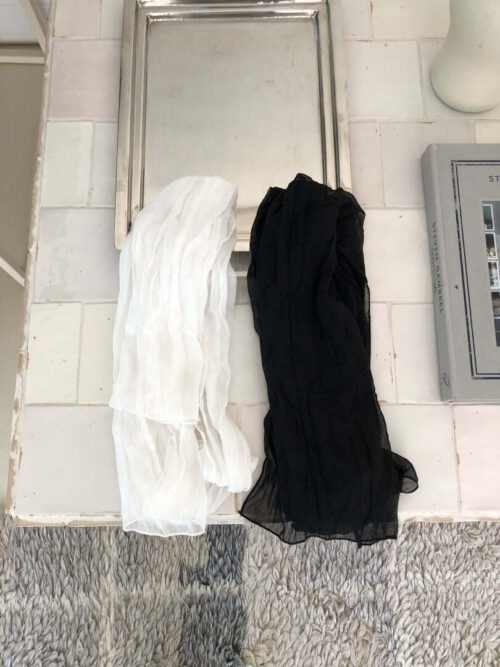 Z34 蒙馬特的柔軟法式飄帶小圍巾