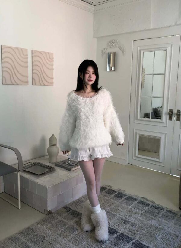 Z26 伊瓦爾的法式柔軟毛毛針織上衣