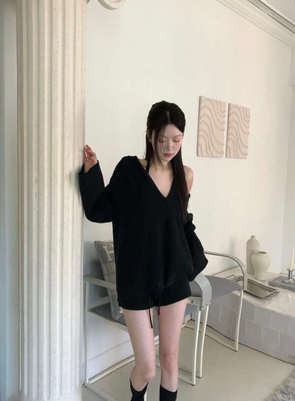 Z15 Thea西婭的法式柔軟針織繞脖背心+短褲