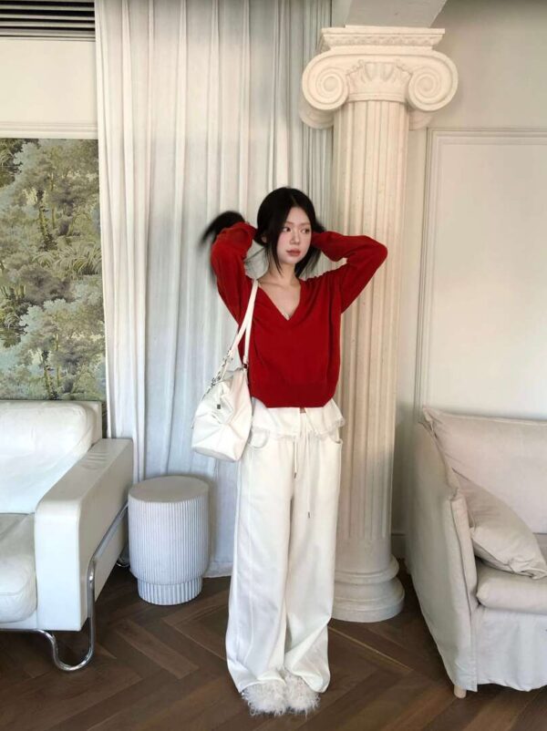 Z18 Elodie艾洛蒂的v領針織上衣