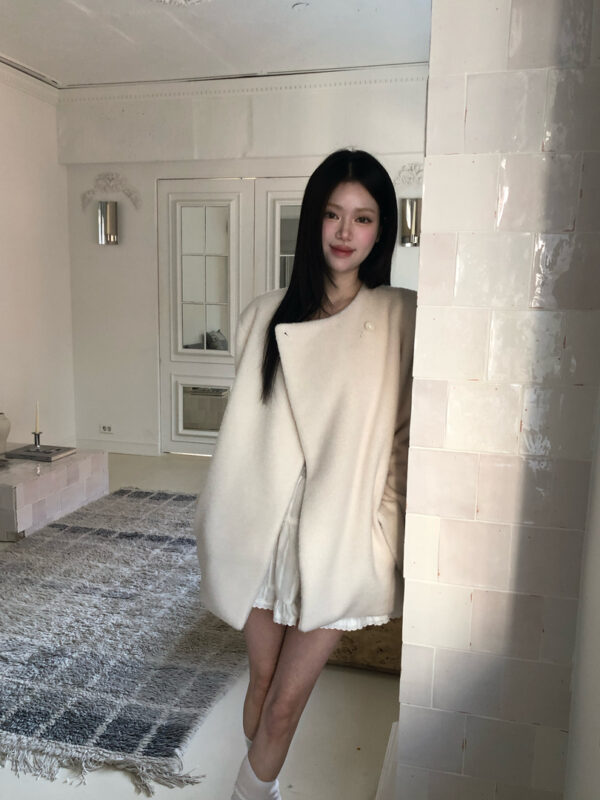 1 (64) Z36 查茨沃斯莊園的柔軟短毛貝殼扣外套