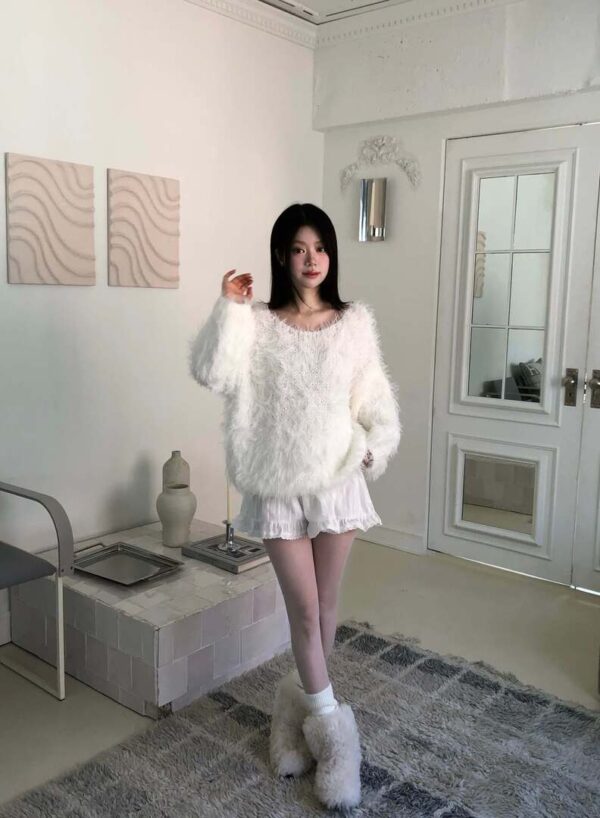 Z26 伊瓦爾的法式柔軟毛毛針織上衣