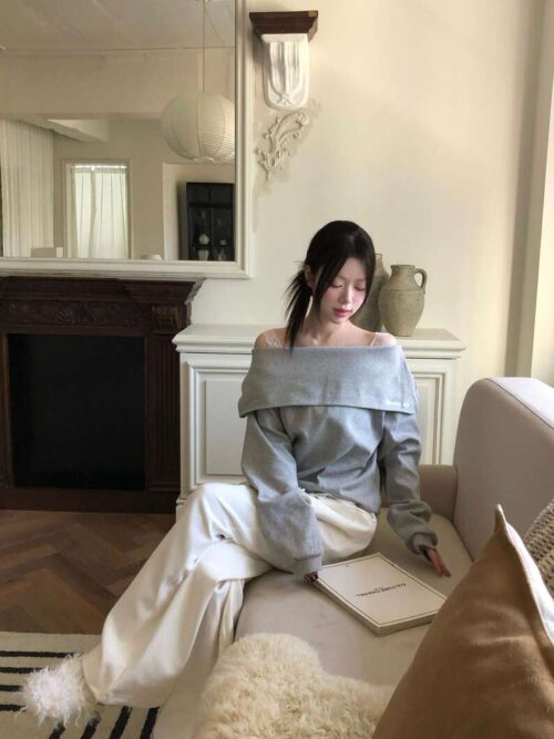 Z22 羅茜的法式刺繡英文翻領一字領上衣