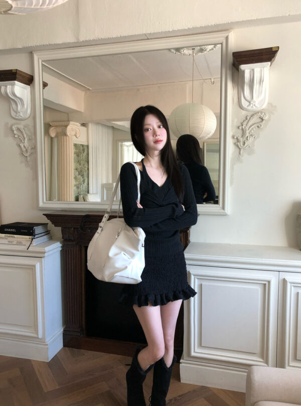 5 Z25 Zora卓拉的繞脖彈力蝴蝶結針織上衣