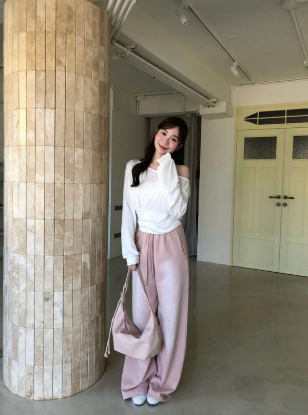 AB06 優雅黛西的斜肩腰身柔軟天絲上衣