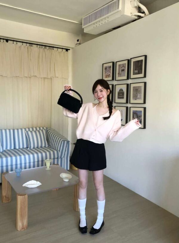 AB23 Sienna西恩娜的假兩件繞脖背心露肩小外套