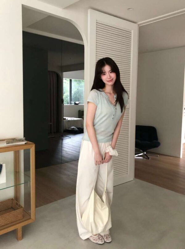 AC07 Eileen愛麗的貝殼捲邊柔軟天絲棉上衣