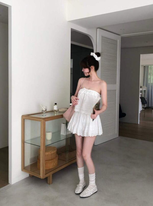 AC11 Cassie卡西的柔軟小花蕾絲平口蝴蝶結背心