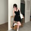 AC08  Lyra萊拉的蕾絲小花邊v領bra top背心