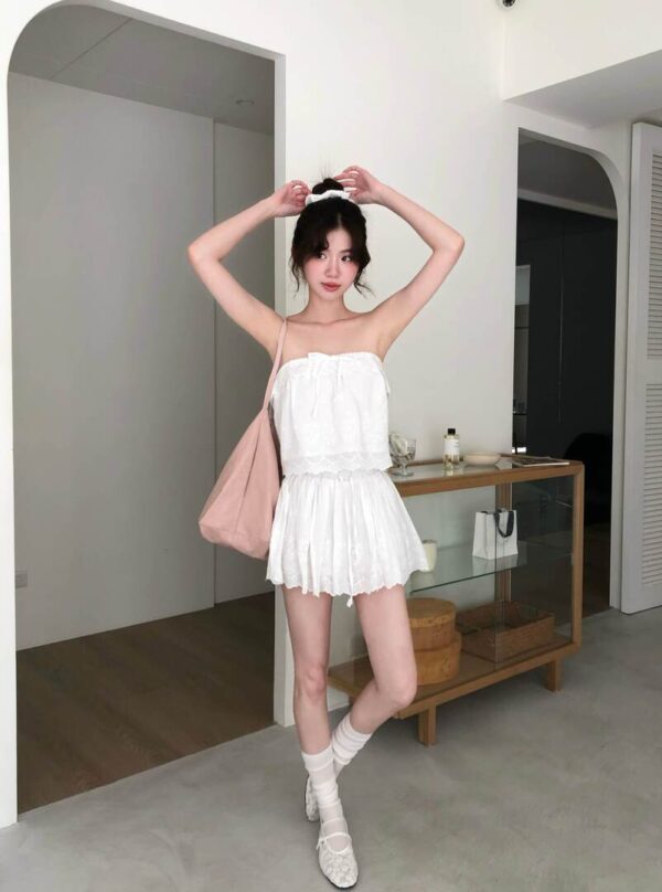 AC12 Fairy菲兒的巴黎小花蕾絲鬆緊腰短裙