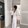 1 (91) AC03 Elodie艾洛蒂的薄款柔軟直細坑條綁帶外套